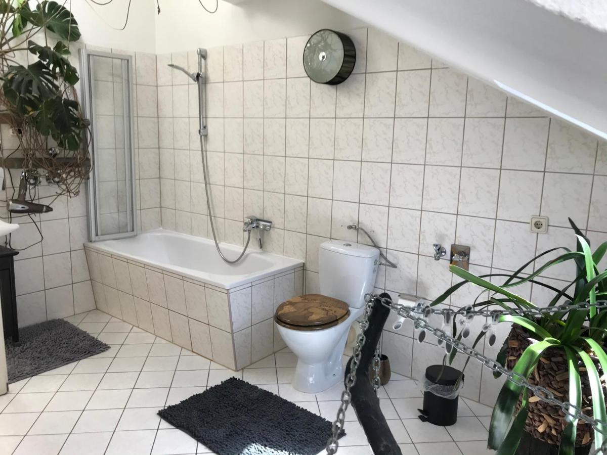 Apartment Stadtdschungel Mit Balkon *