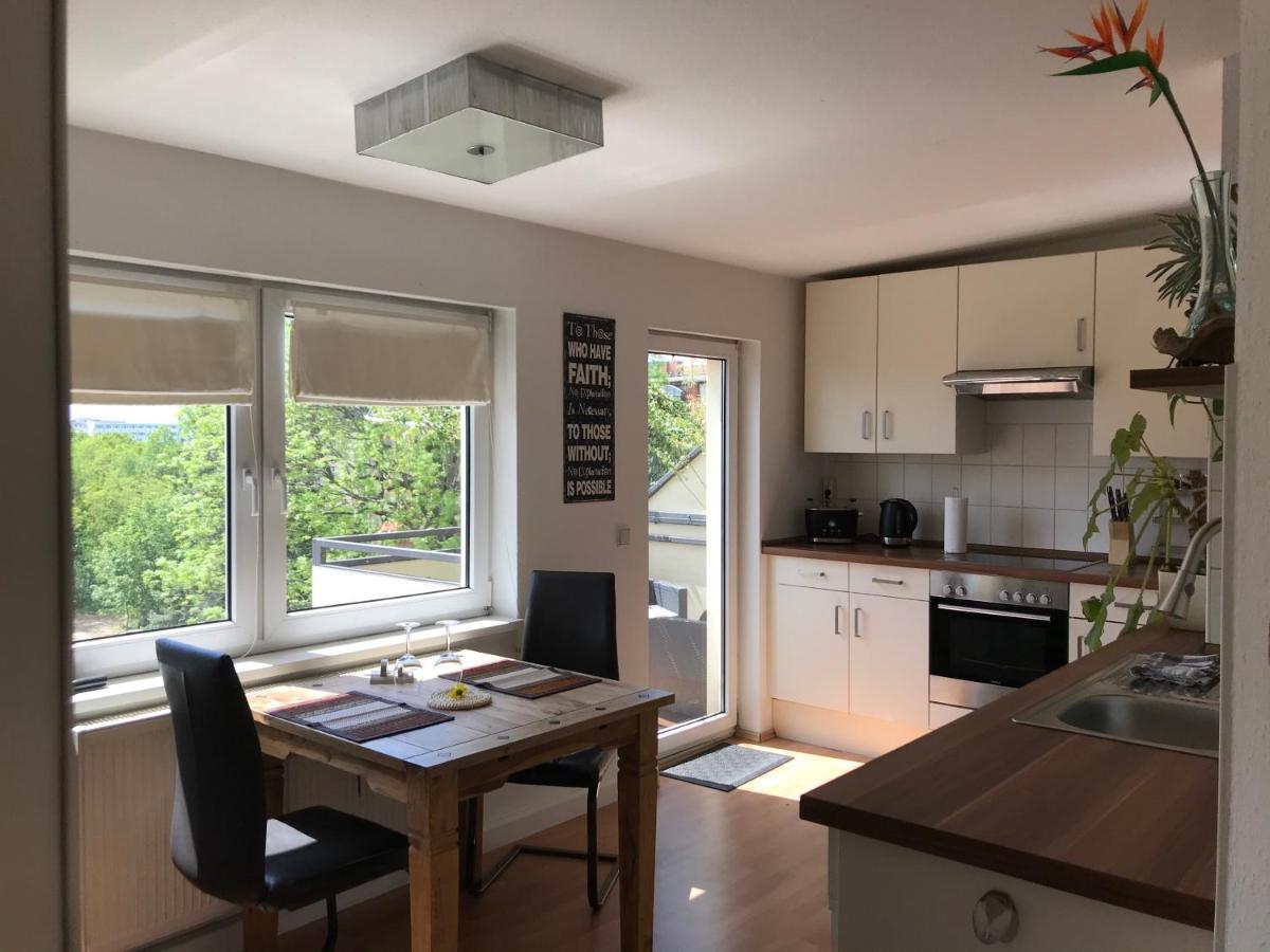 Stadtdschungel Mit Balkon Cottbus