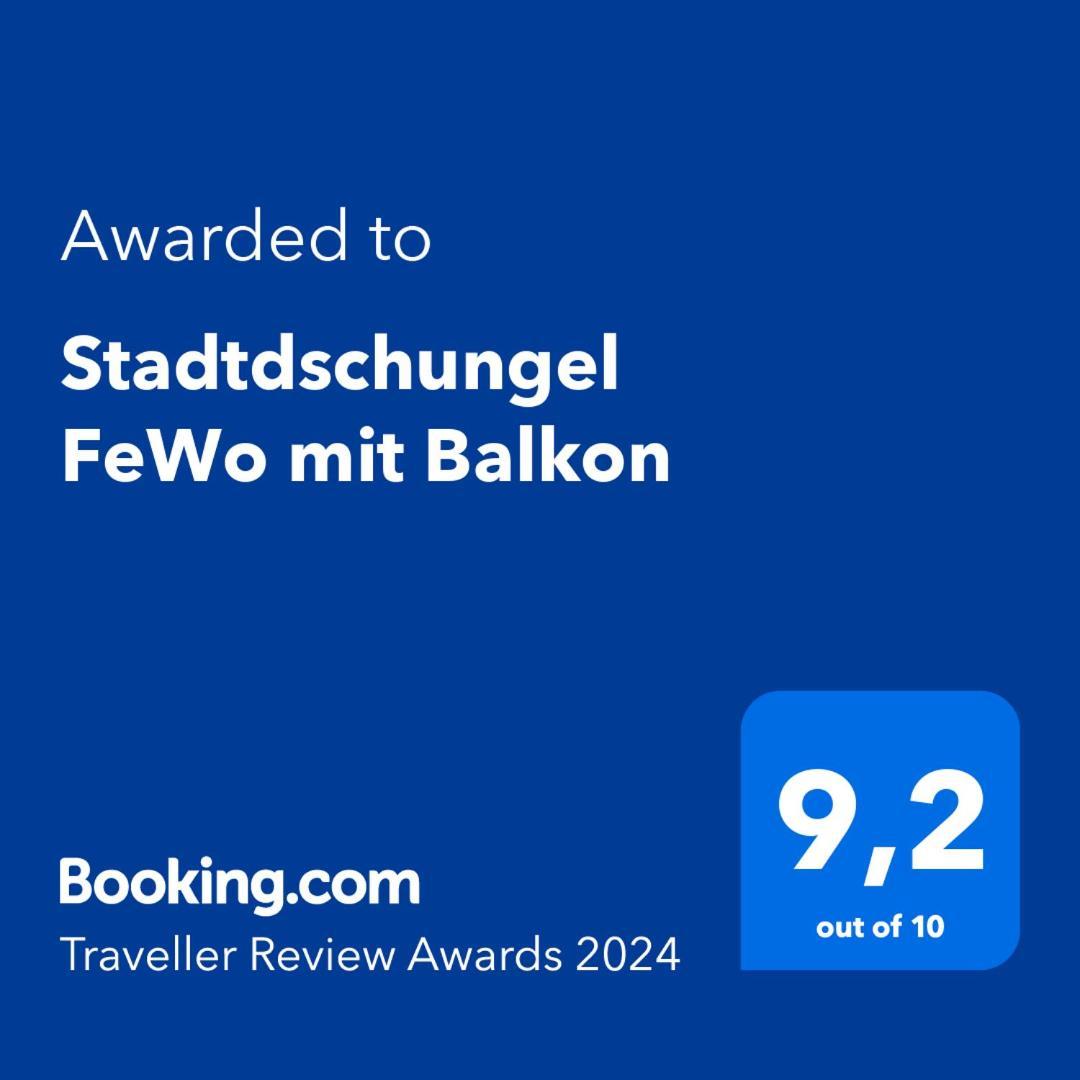 Stadtdschungel Mit Balkon Apartment